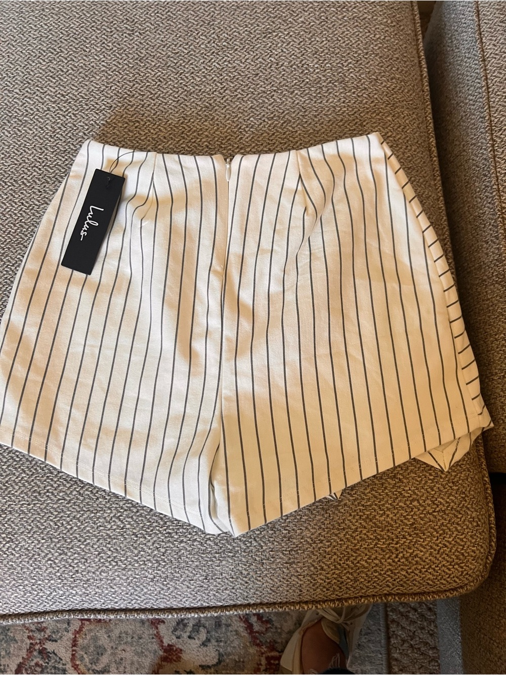NWT black and white skort - Picture 2 of 2